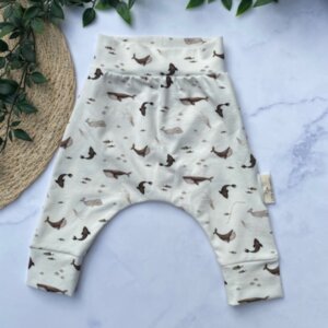 Baby harembroekje dolfijnen – handgemaakt van jersey katoen – maat 50 t/m 74