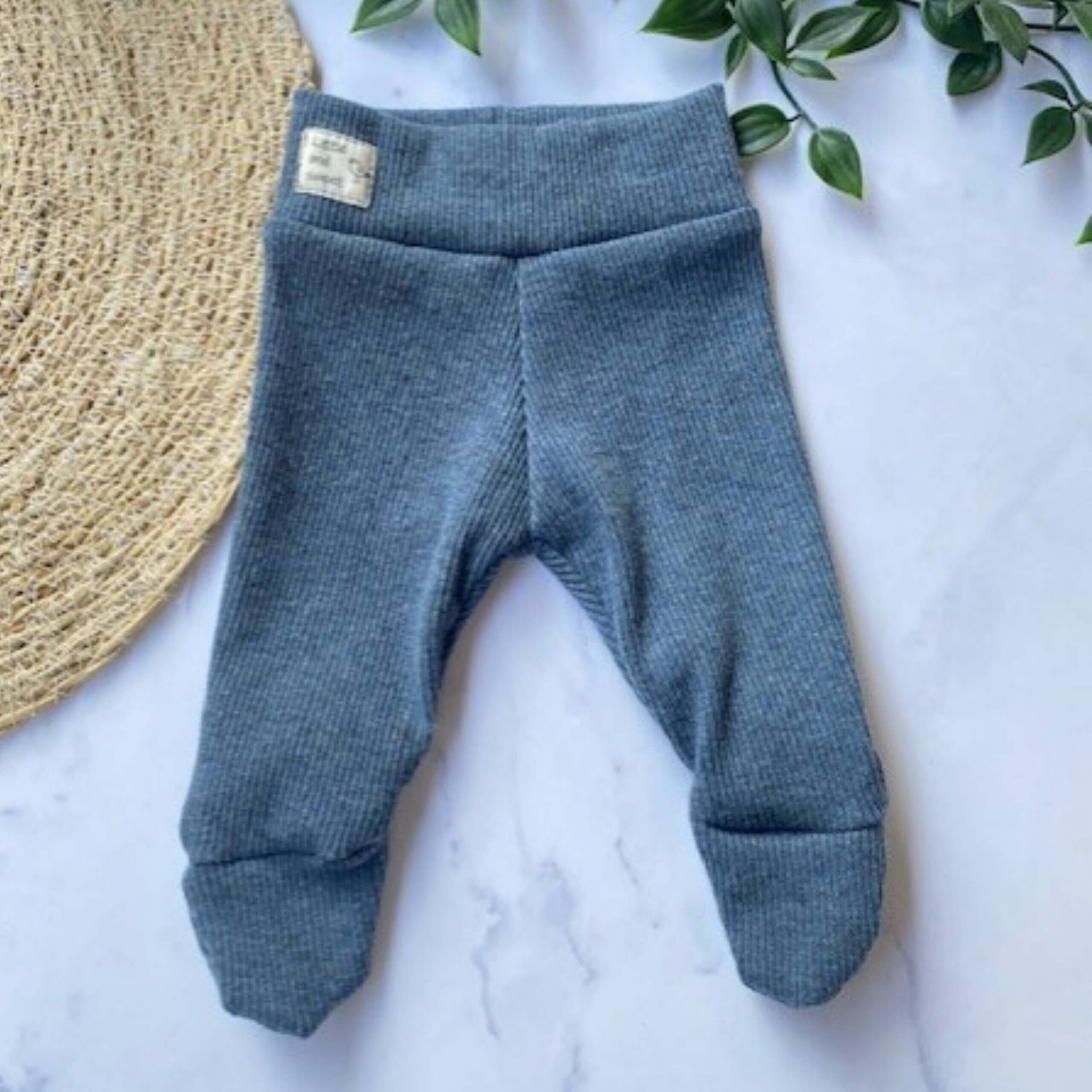 Little Jeans prematuur broekje met voetjes maat 44 – handgemaakt, zacht en comfortabel voor pasgeborenen